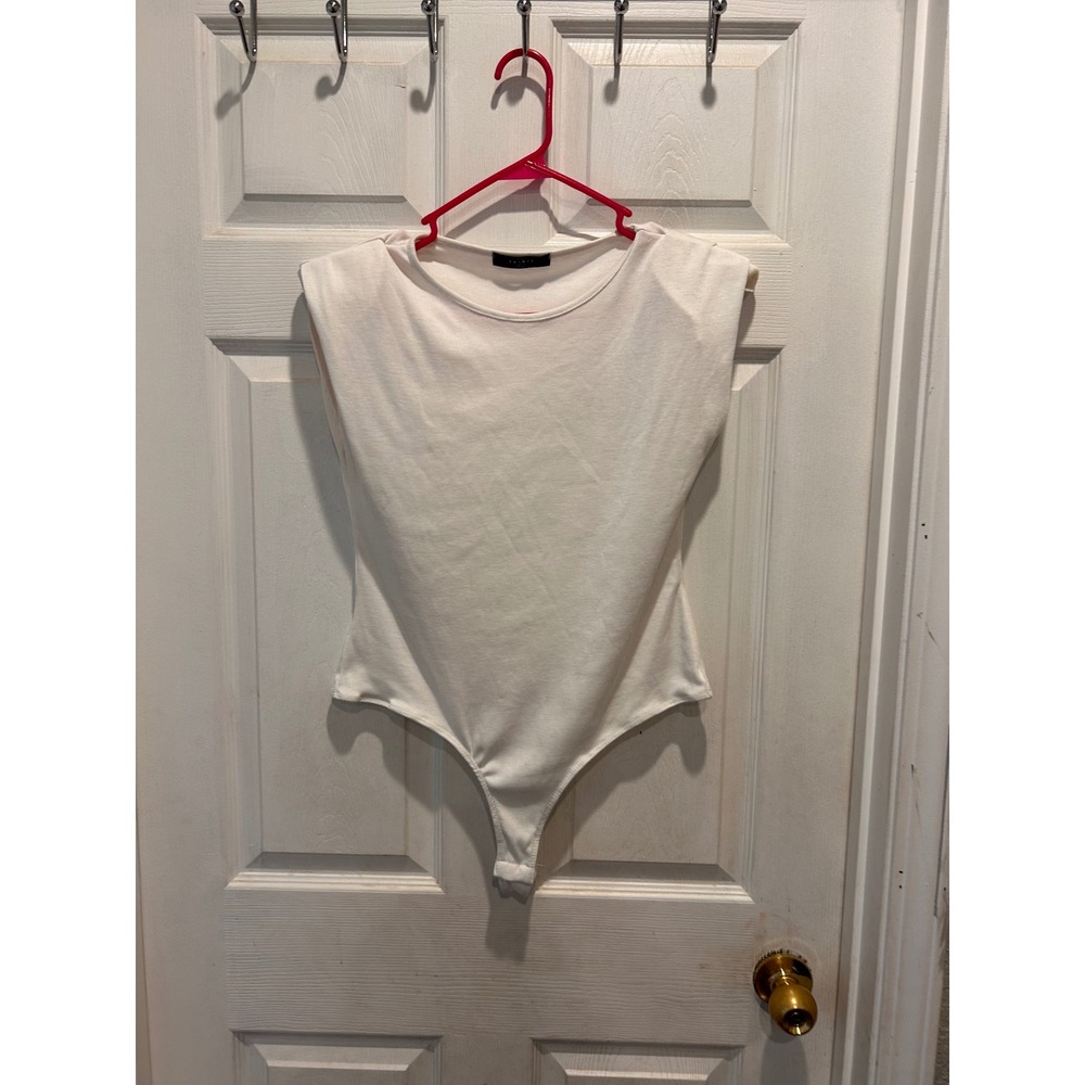 21 Saints Womens White Padded Shoulder Sleeveless Ribbed Bodysuit Large Capsule